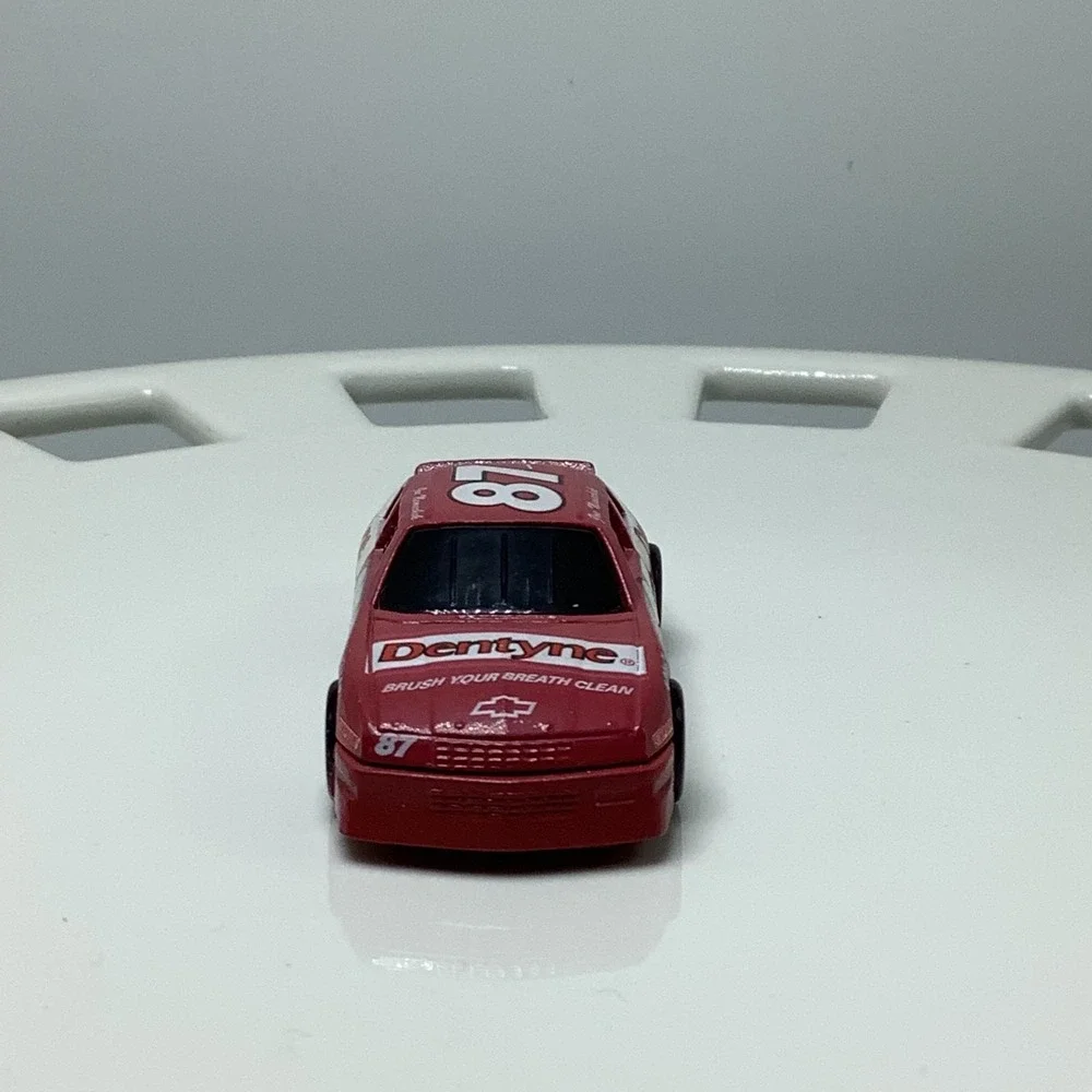 1/24 Racing Champions 1991 ‎ #87 Joe Nemechek Dentyne Chevy Lumina - LOOSE - Picture 3 of 7